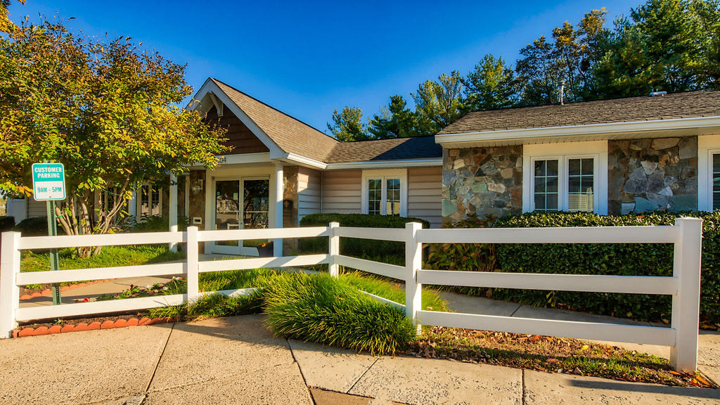 Barrington Luxury Apartment Homes Image 9