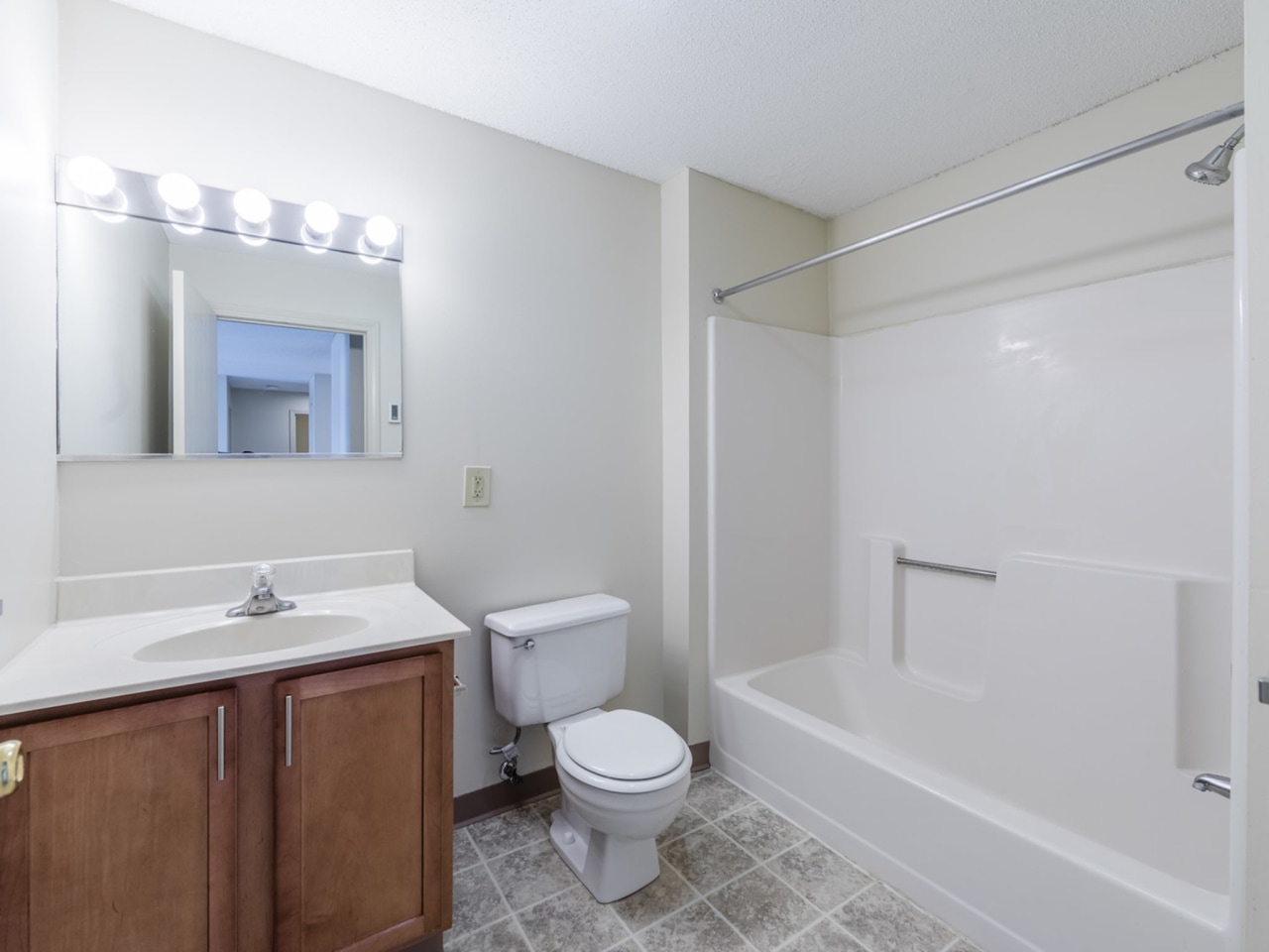 Westford Park Apartments Image 23