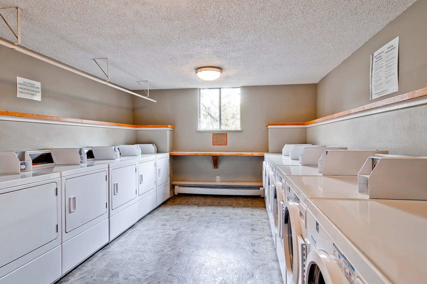 Glenlake Apartments Image 8