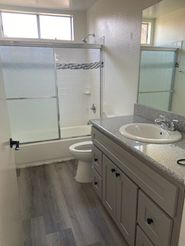 2796 W Francis Ave Image 11