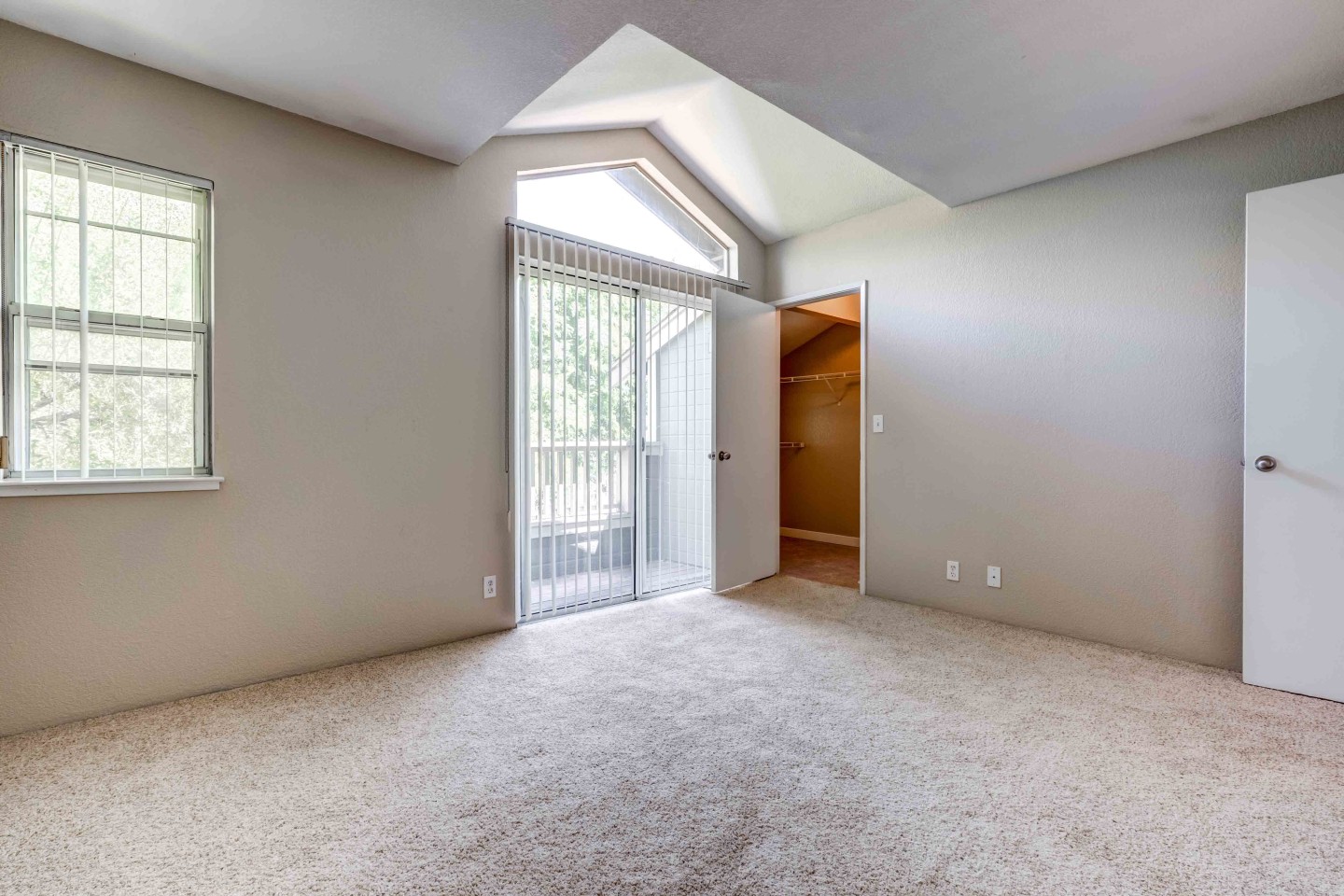 Terra House Apartments Image 9