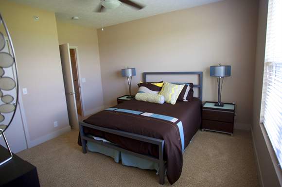 Broadmoor Hills Image 19