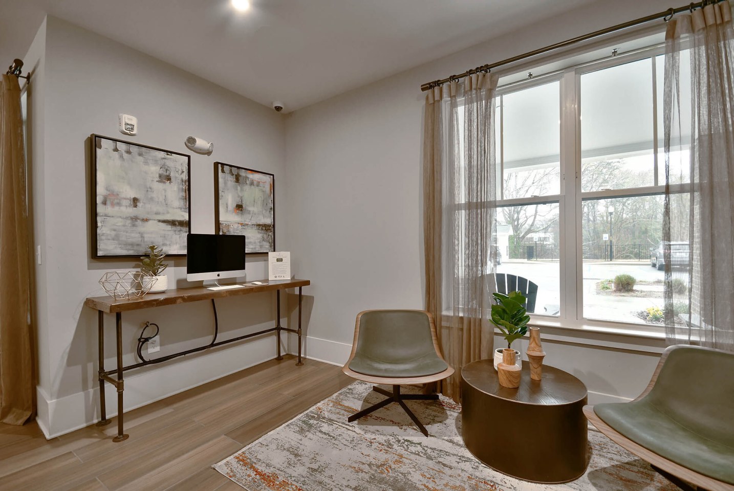 Woodside Eleven Image 24