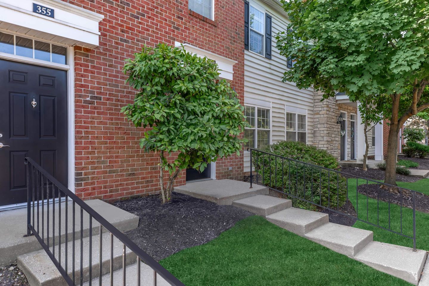 The Residence At Barrington Apartments Image 11