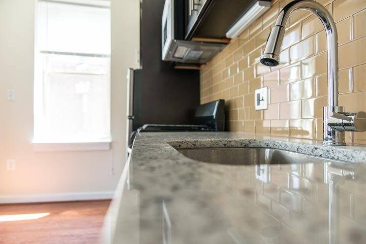 1430 W Image 5