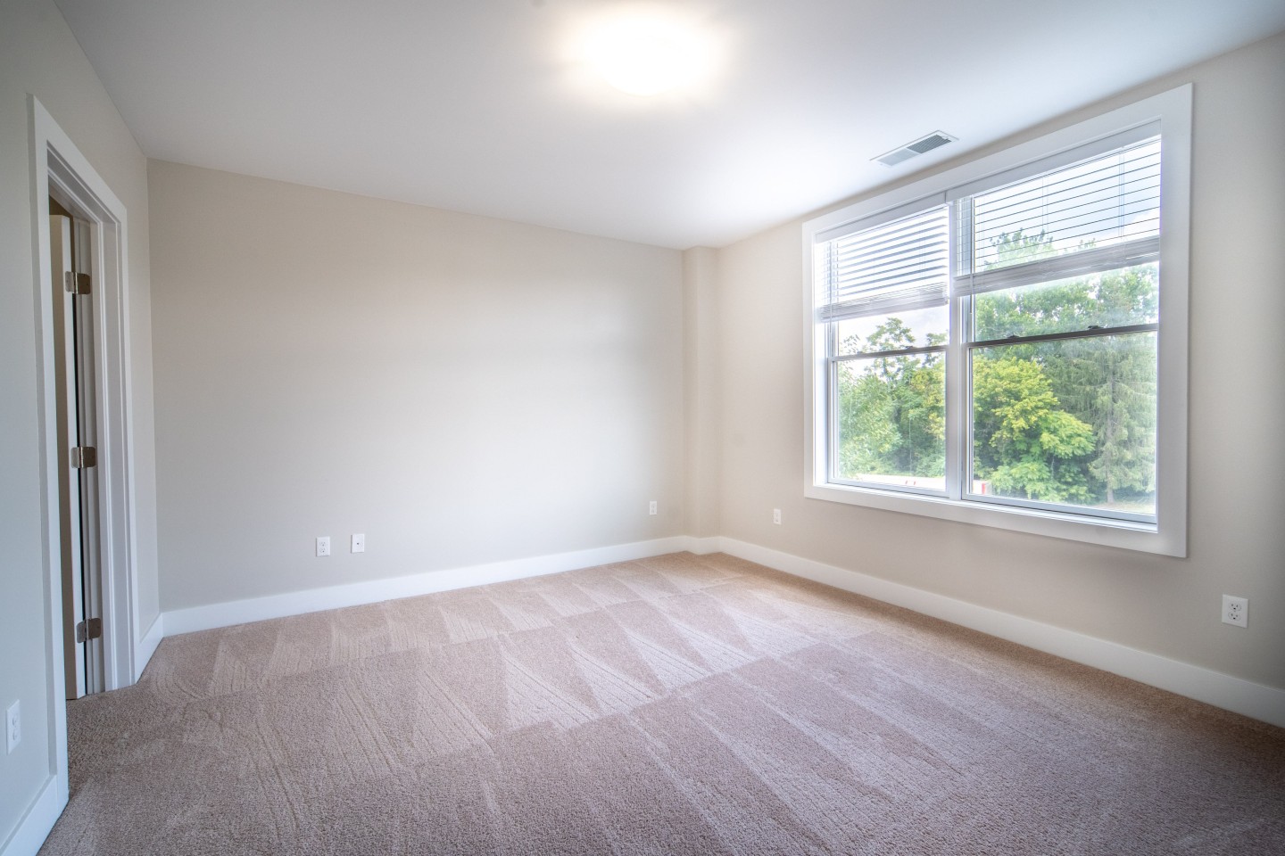 Residences of Creekside Image 14