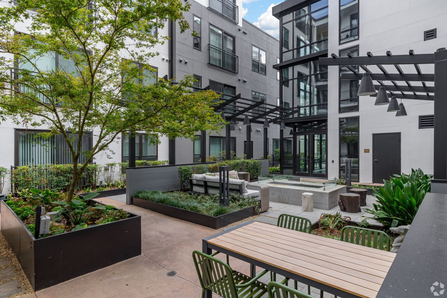 Axis Midtown Image 26