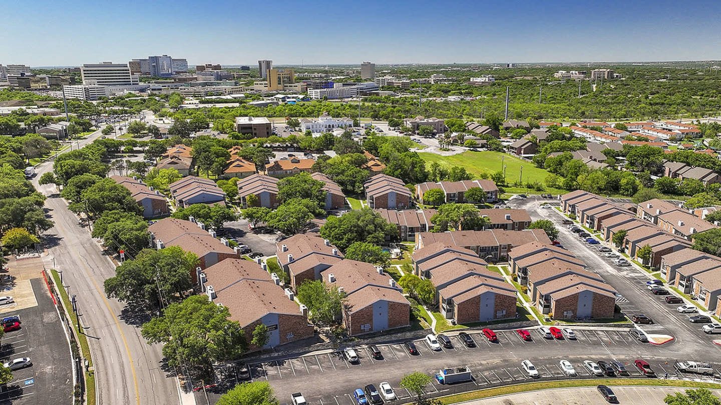 Riverstone Apartments Image 2