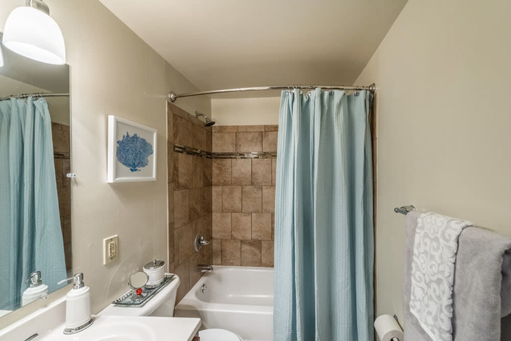 Pointe at Harpers Mill Image 8