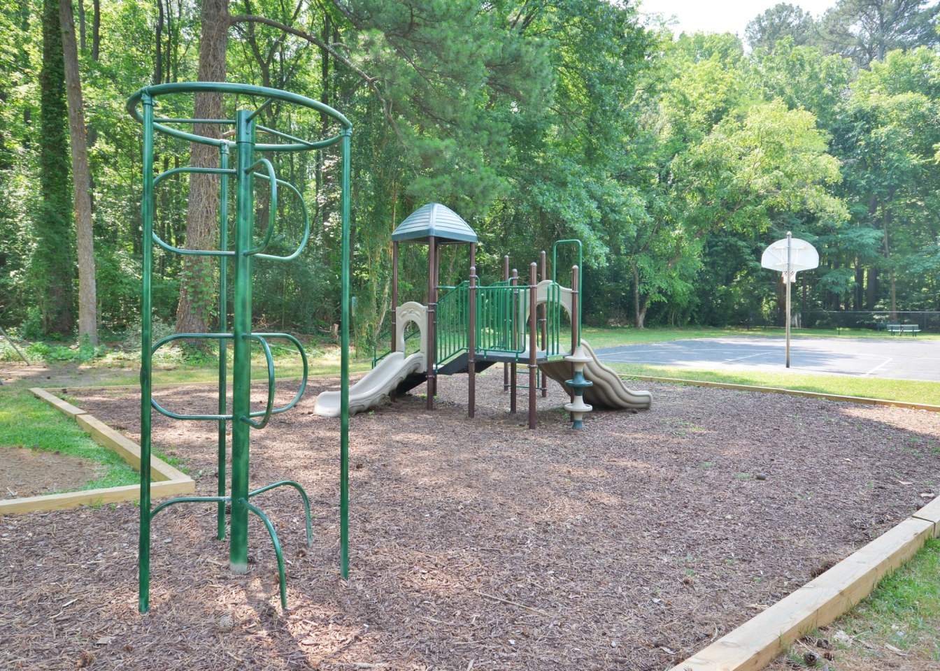 Pine Ridge Apartments Image 33