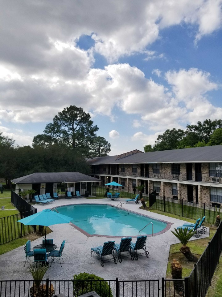 Park Regency Image 3