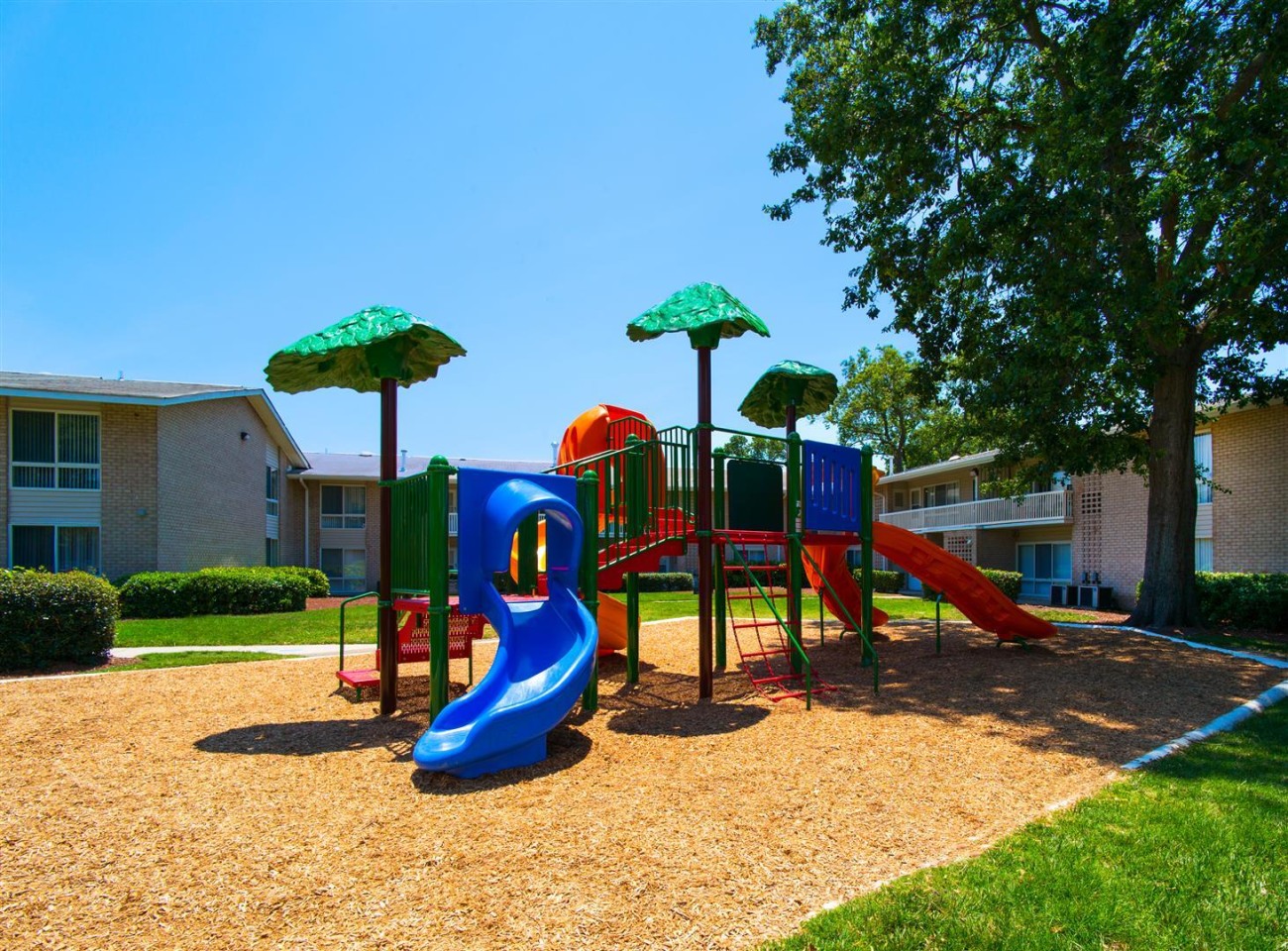 North Shore Gardens Apartments Image 43