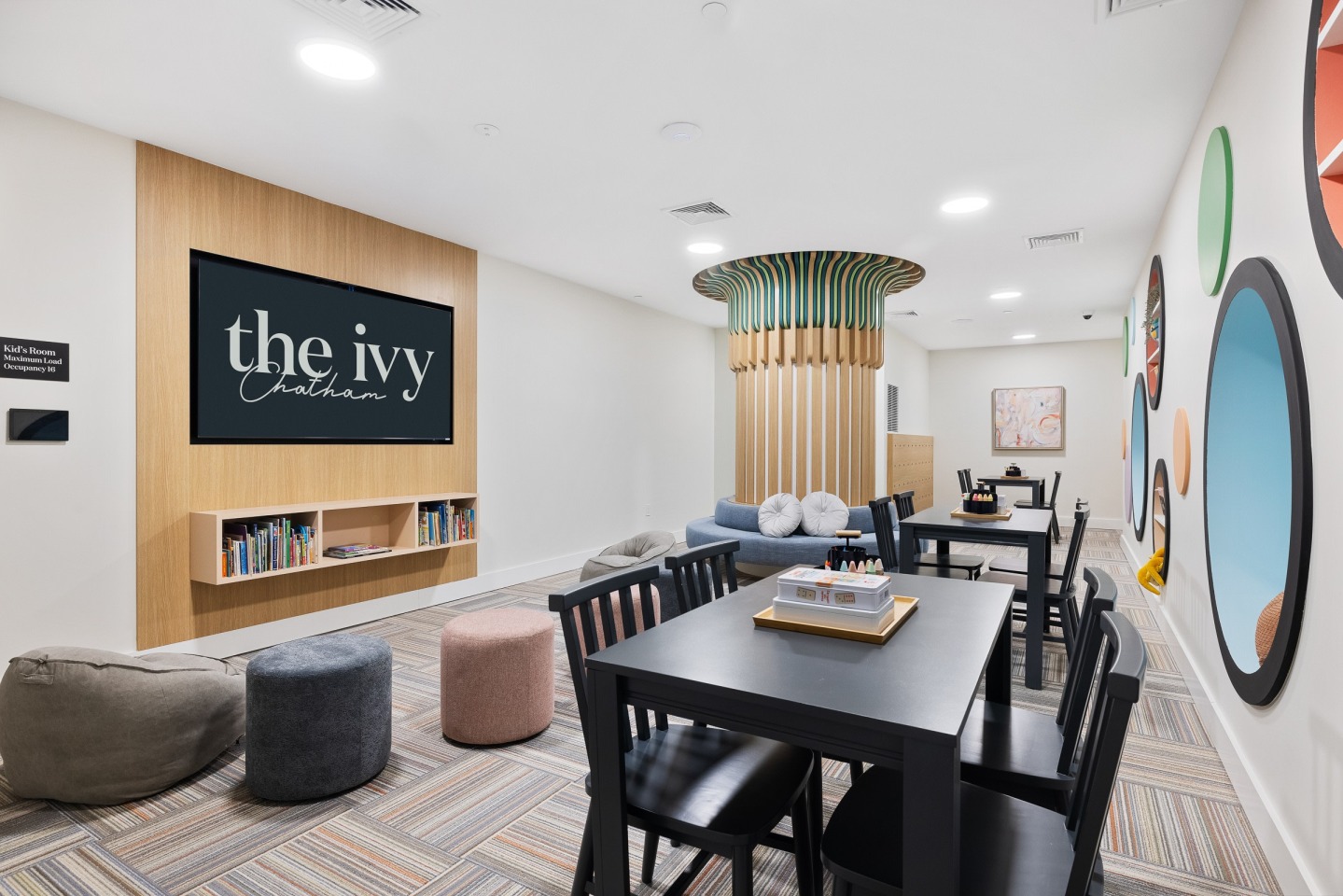 The Ivy Image 28