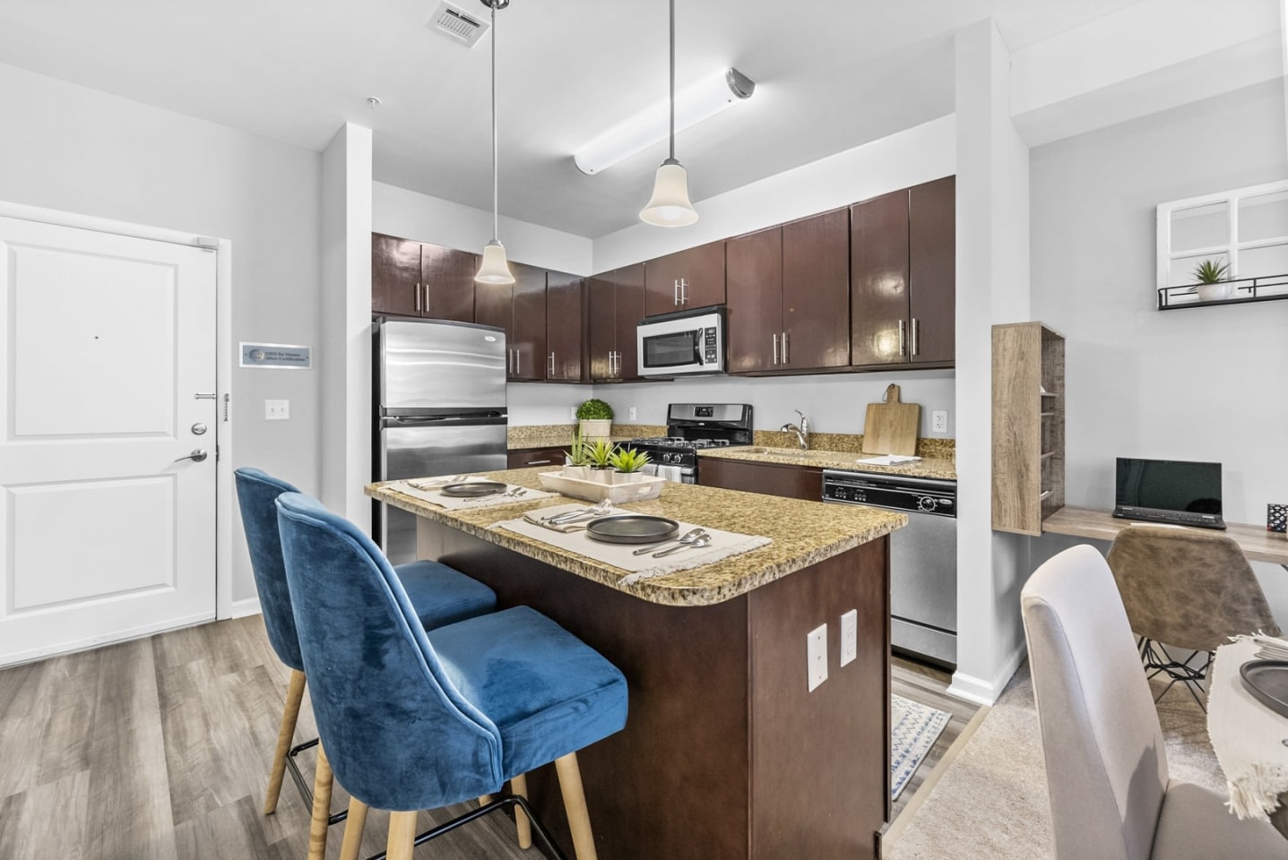Harbor Pointe Image 101
