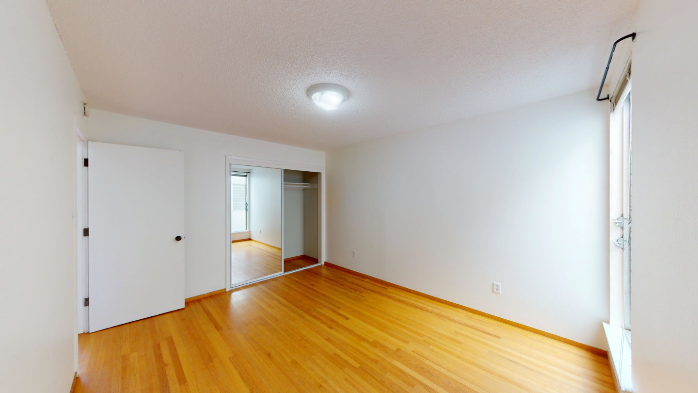 1085 South Van Ness Image 5
