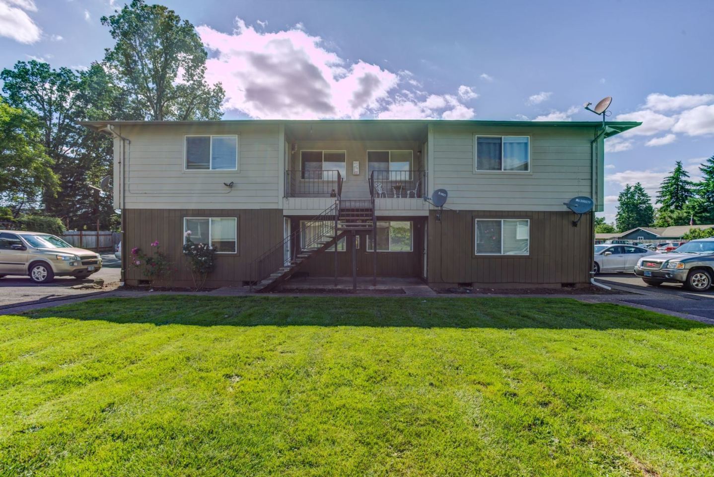Broadway Apartments Image 3