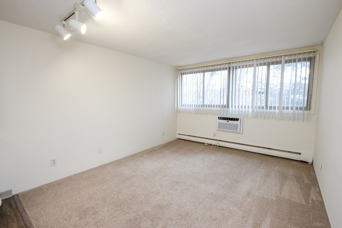 Southdale Parc Image 17