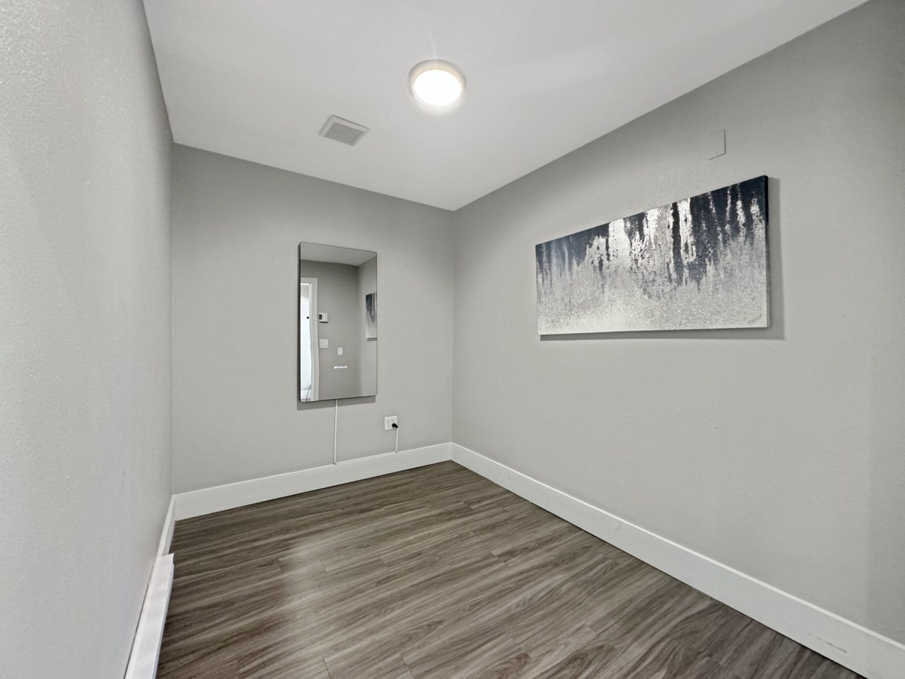 Newport Crossing Image 12
