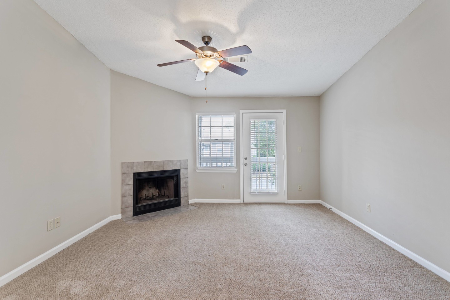 Villages at Spring Hill Apartments Image 1