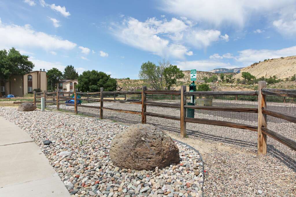 Rifle Creek Apartments Image 16