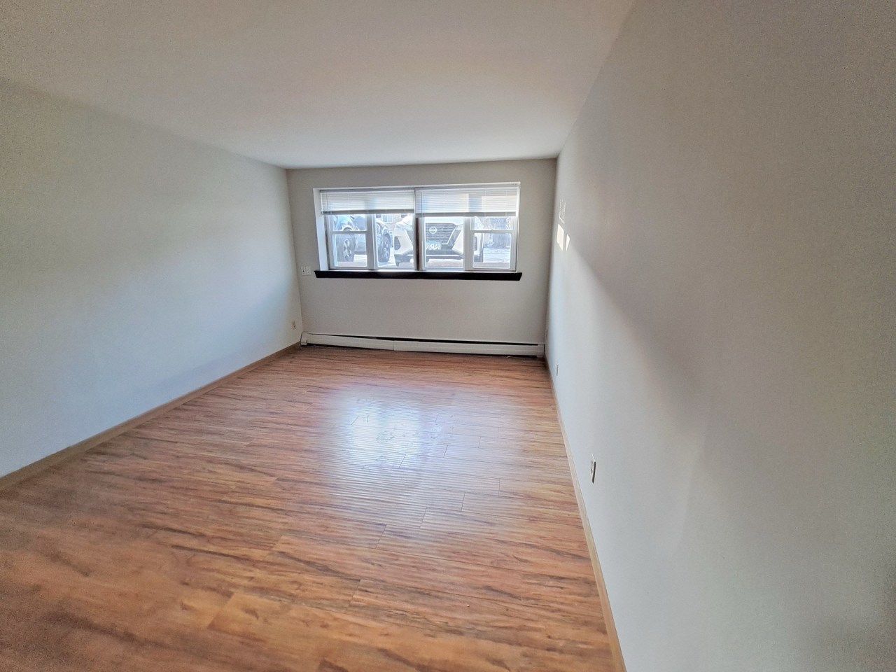 3428 Harriet Apartments Image 9