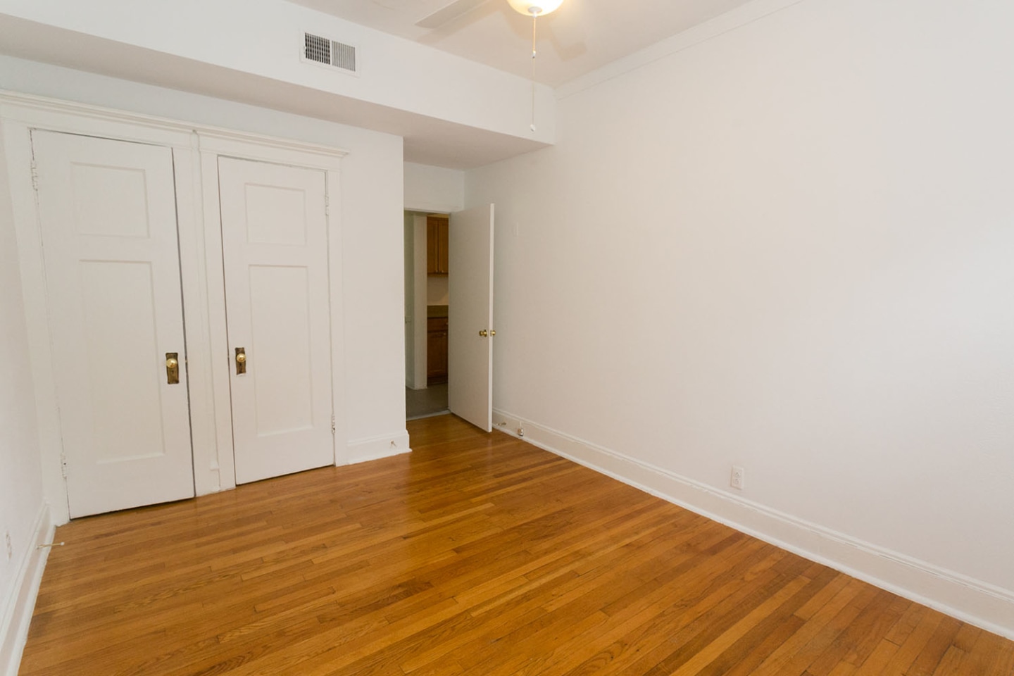 5218-5220 S. Kimbark Avenue Image 13