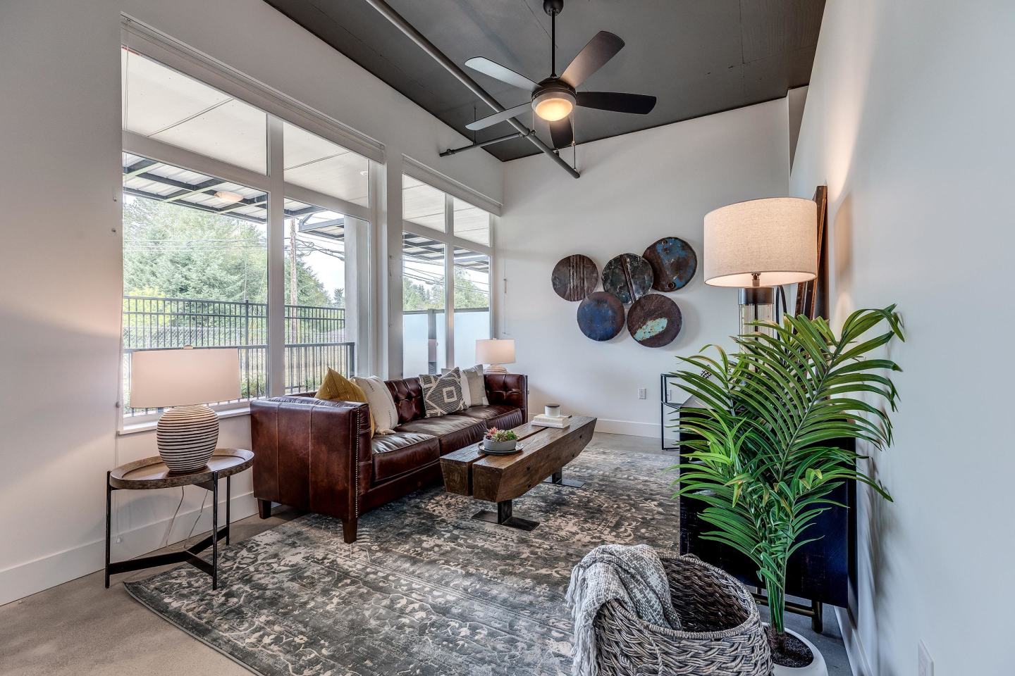 Urban Center Apartments Image 6