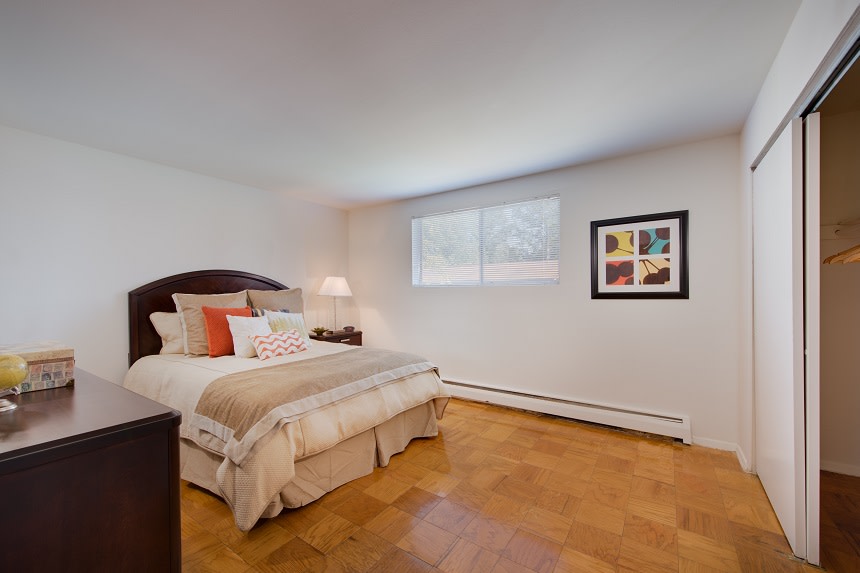 Layton Hall Apartments Image 12