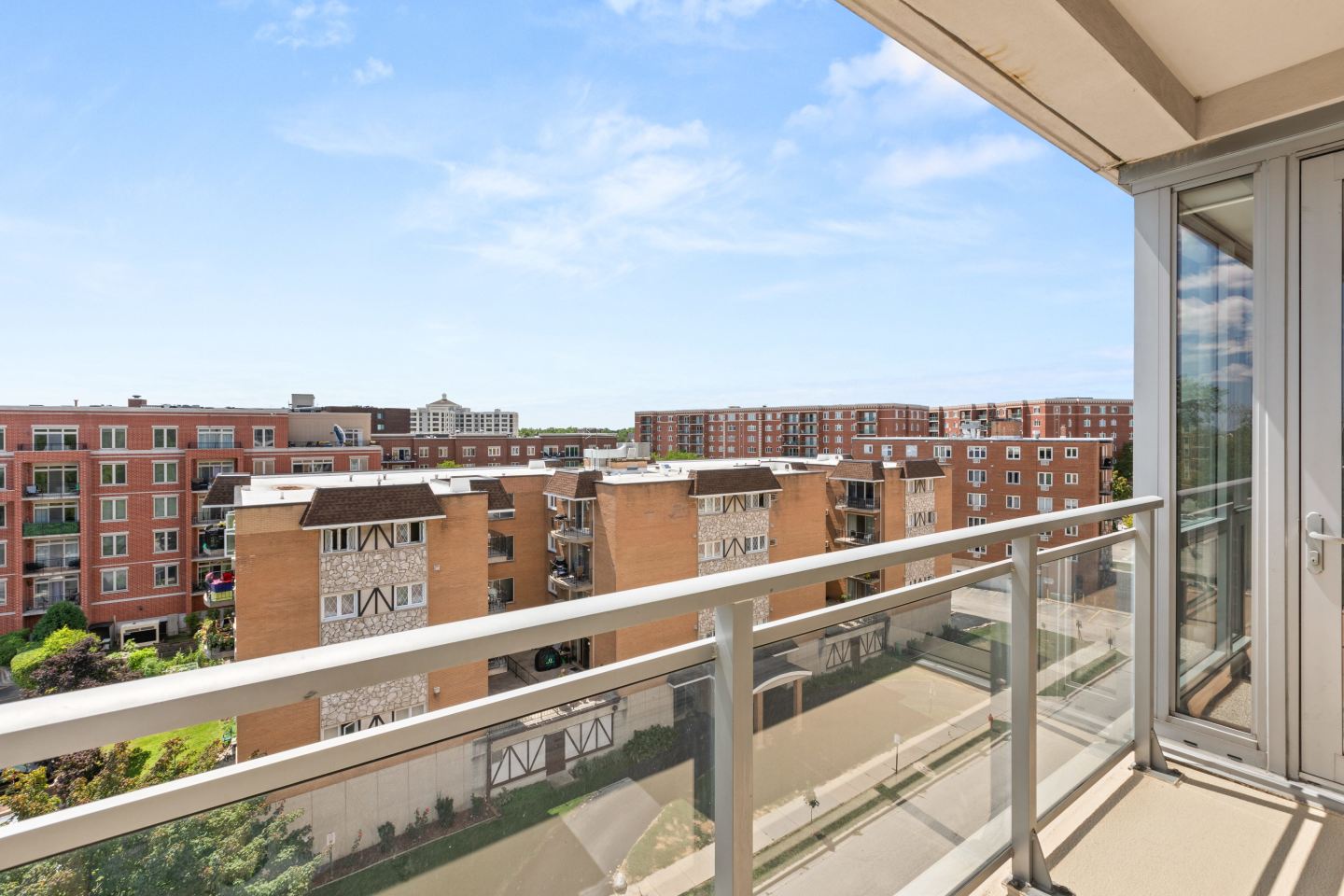 Kingston Pointe Apartments Image 11