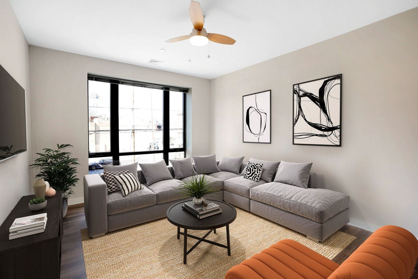 10 Prince Apartments Image 5