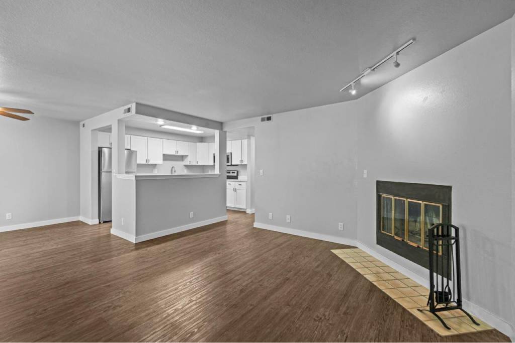 Woodbine Image 23