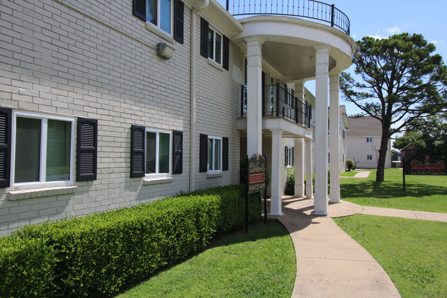 Old South Apartments Image 7
