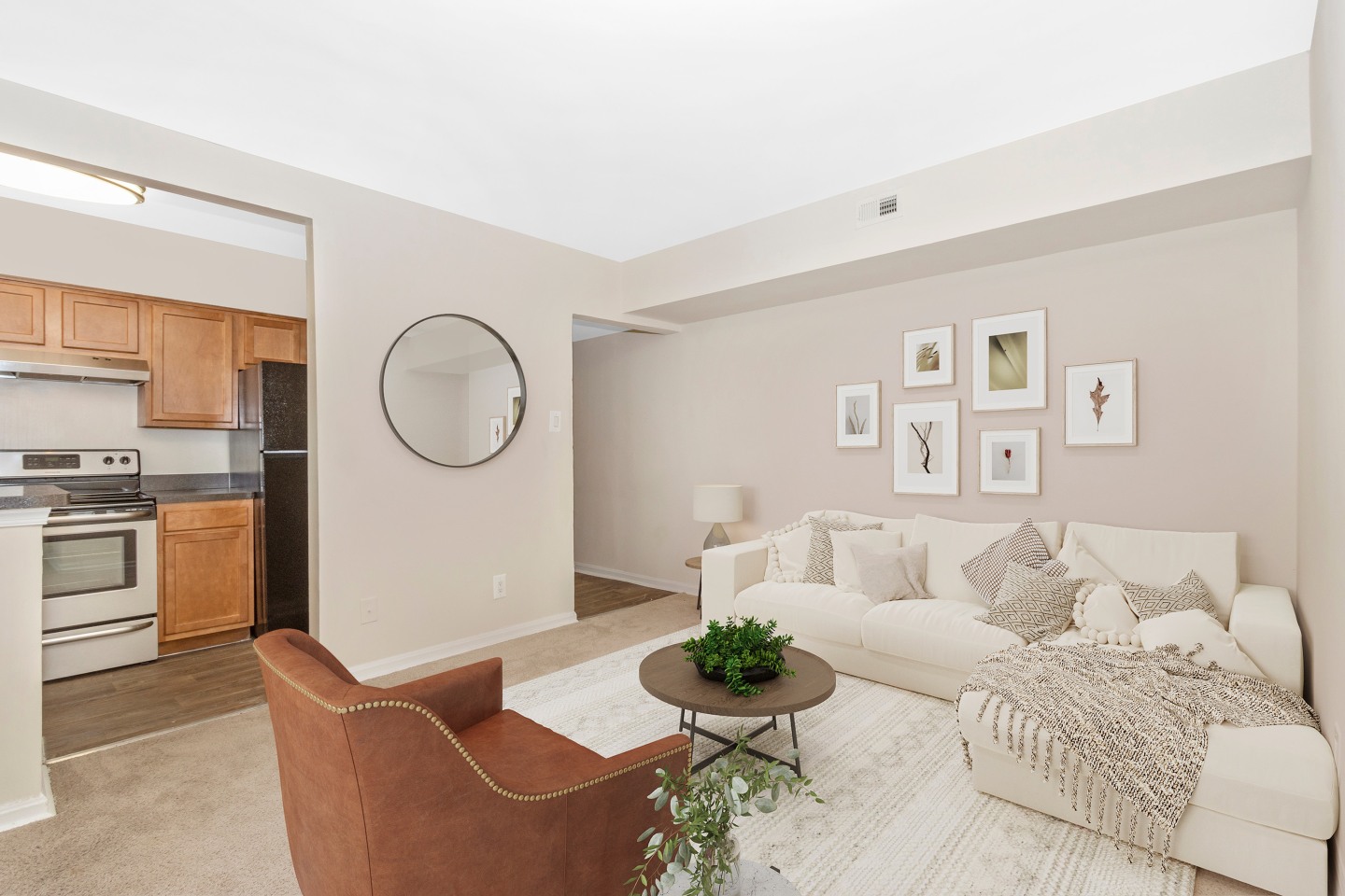 Landmark Apartments Image 9