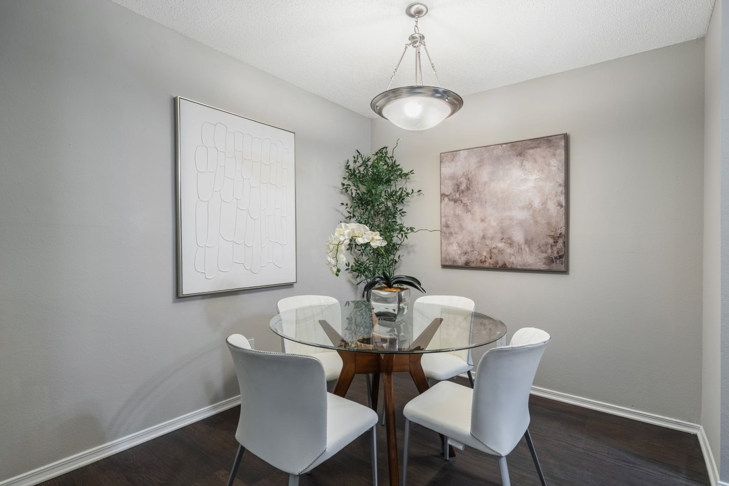 Clairmont Reserve Apartment Homes Image 5
