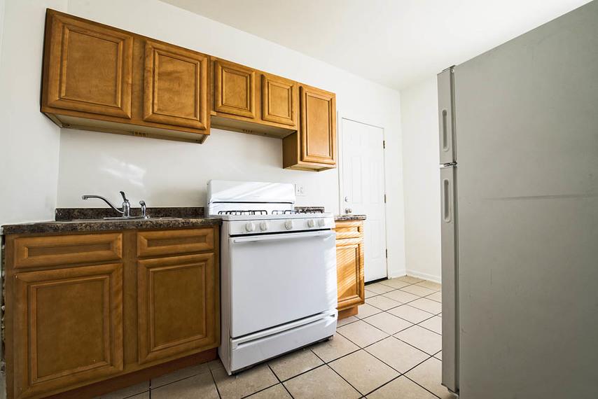 4815-23 W Cortez St Image 5