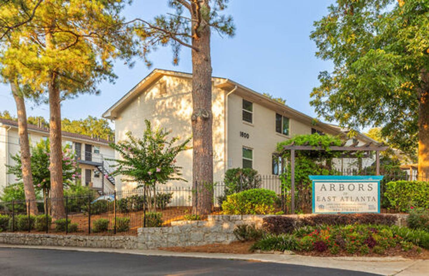 Arbors of East Atlanta Image 1