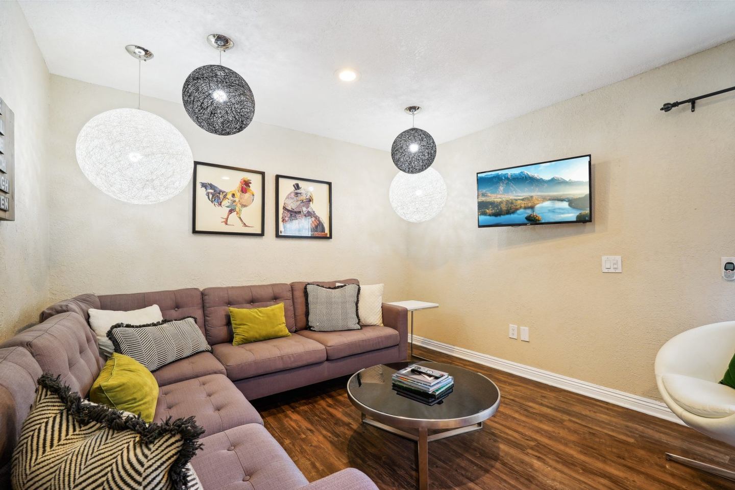 Dwell Apartment Homes Image 16