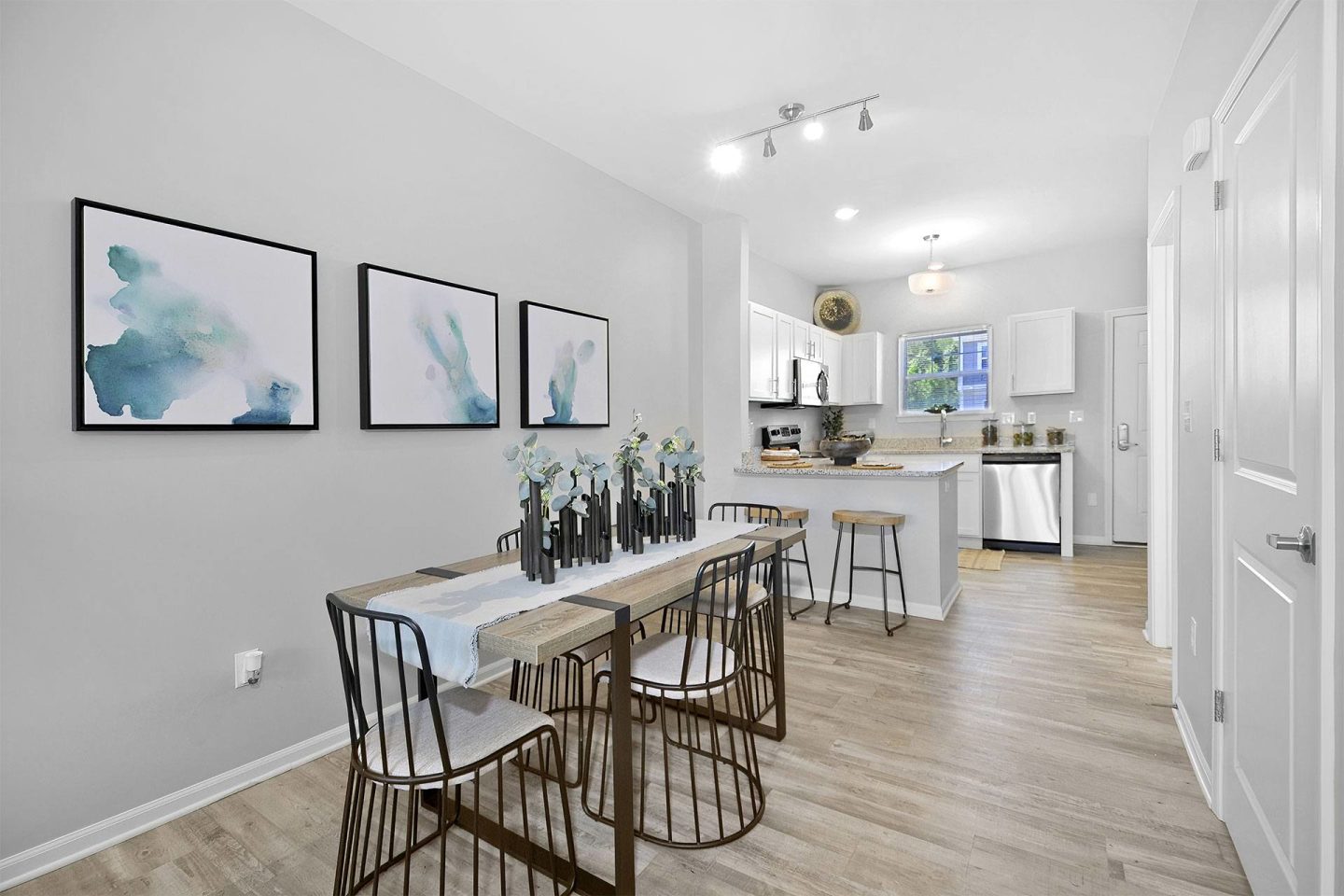 Midtown Pointe Image 9