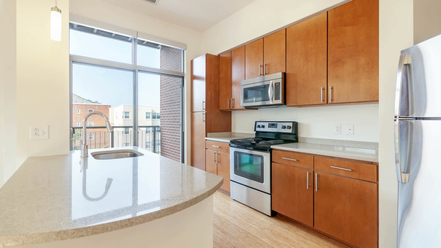 2201 Pershing Image 19