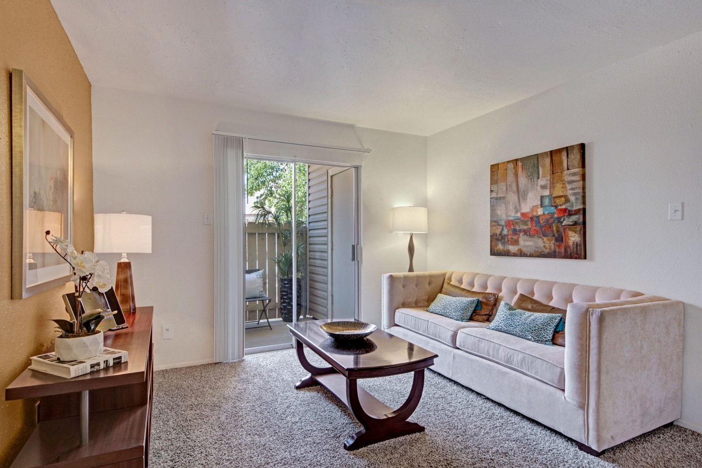NORTHRIDGE COURT APARTMENT HOMES Image 5