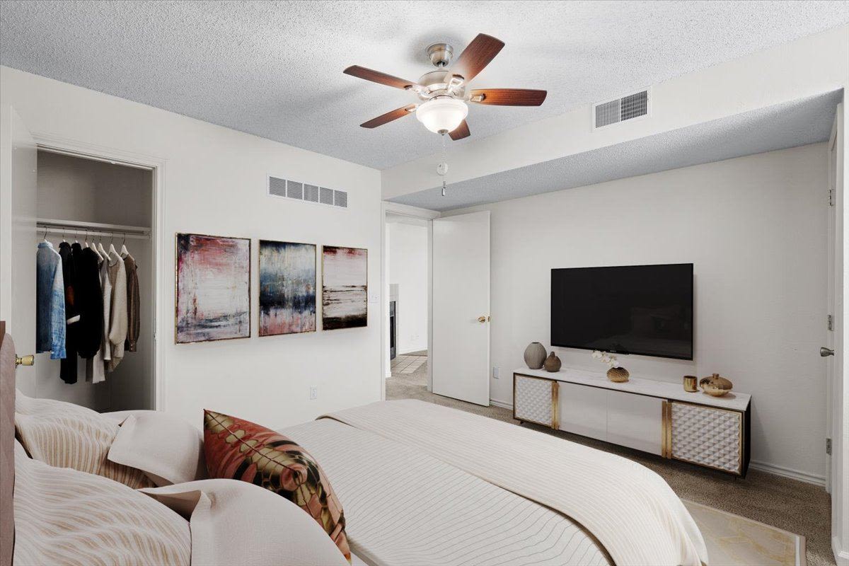 Wind River Lodge Apartments & Townhomes Image 7