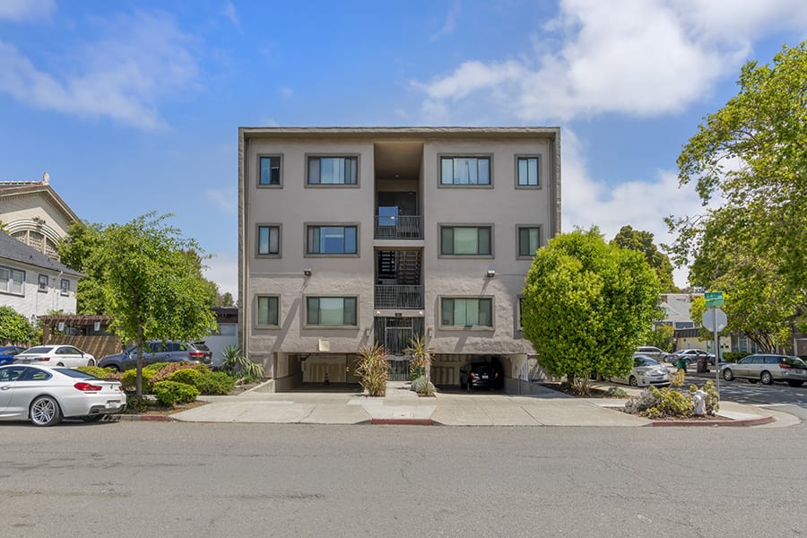 454 34th Street Apartments Image 15