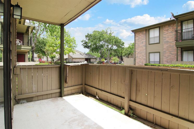Green Arbor Image 51
