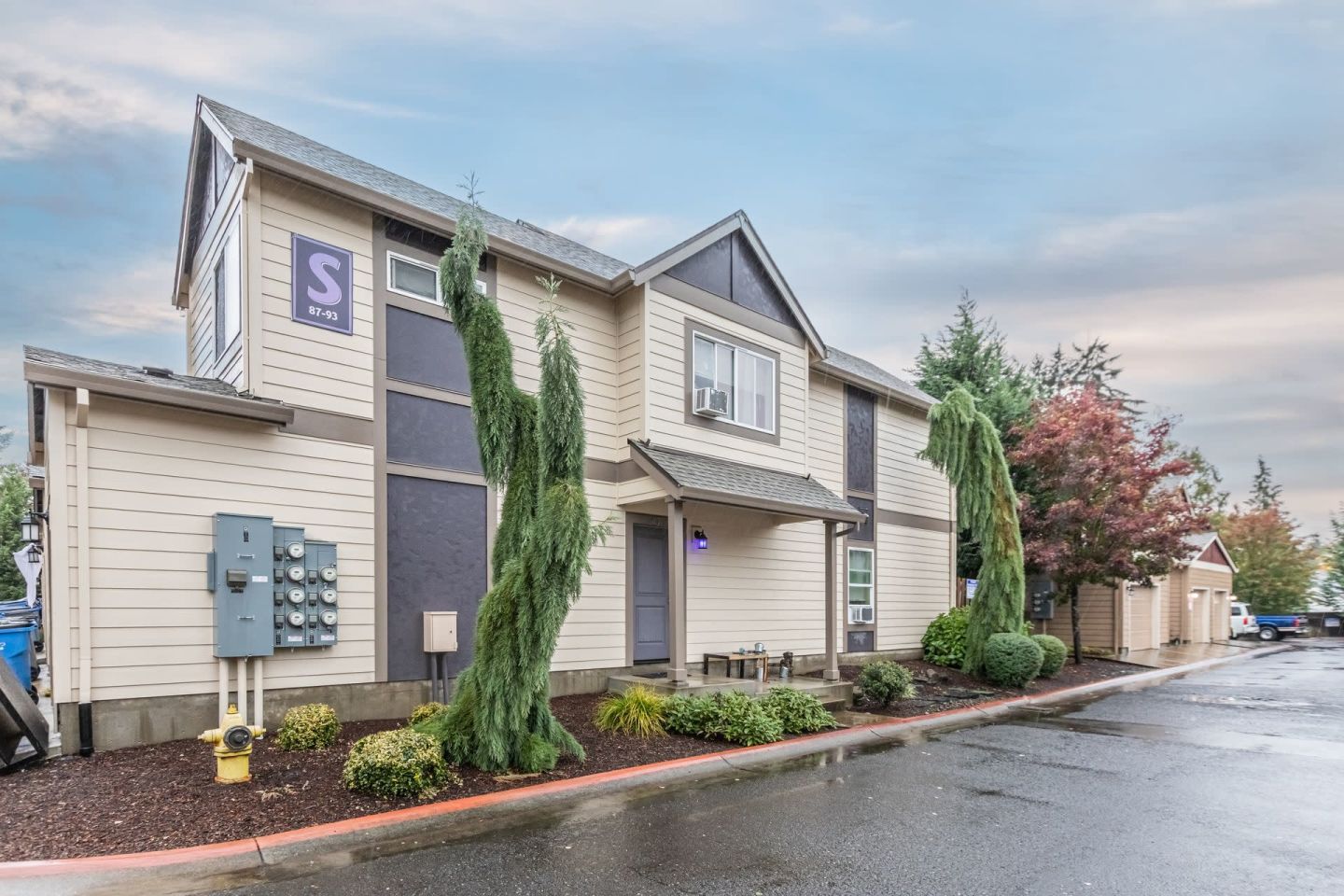 Fairview Court Townhomes Image 12