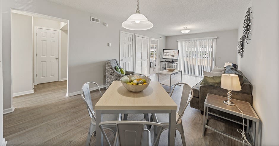 Student Housing - Seahawk Retreat Image 7