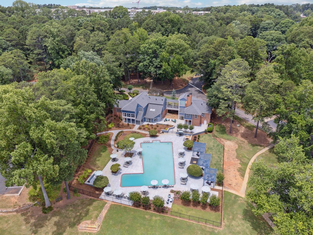Avondale Village Image 23