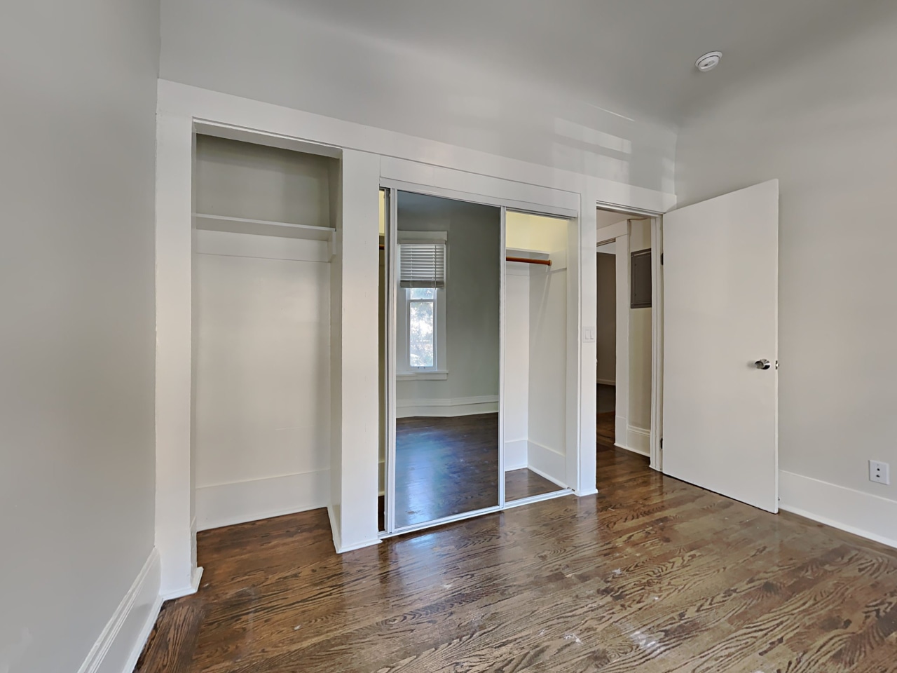 245 Leavenworth St. Image 5