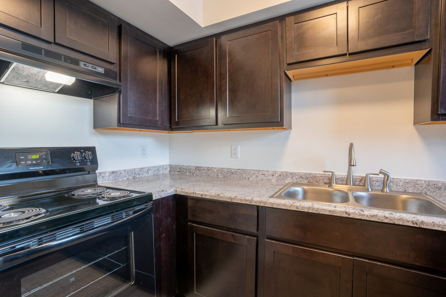 Olde Towne Apartments Image 30