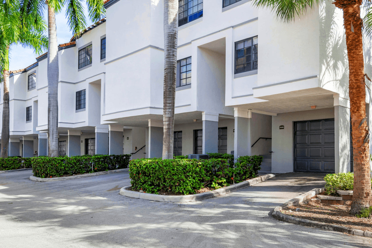 Promenade at Aventura Apartments Image 8