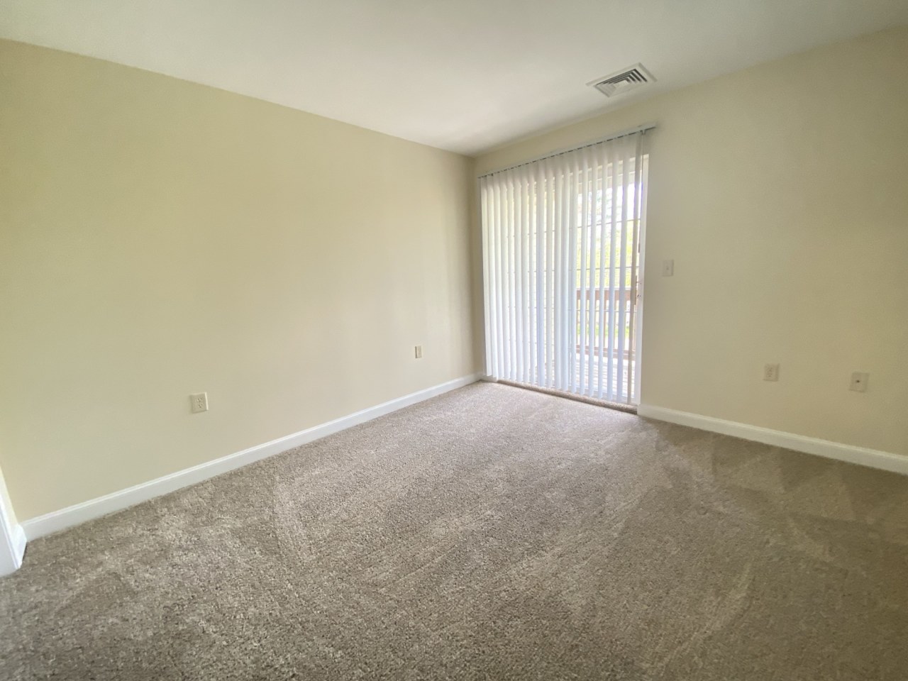 Hooksett Hollows Condominiums Image 12